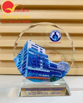 Kỷ niệm chương Pha lê VN - GIÁ ĐẶC BIỆT(Cho 100 cái) Kỷ niệm chương Pha lê VN - GIÁ ĐẶC BIỆT(Cho 100 cái)