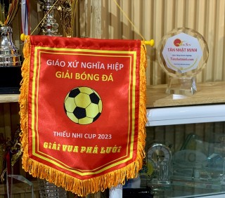 Mẫu Cờ Lưu Niệm Giao Lưu Bóng Đá - Nơi Đặt Làm Giá Rẻ Mẫu Cờ Lưu Niệm Giao Lưu Bóng Đá - Nơi Đặt Làm Giá Rẻ